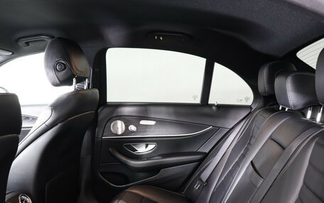 Mercedes-Benz E-Класс, 2018 год, 4 177 000 рублей, 12 фотография