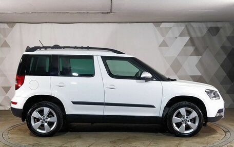 Skoda Yeti I рестайлинг, 2014 год, 1 139 000 рублей, 6 фотография
