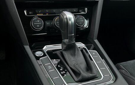 Volkswagen Passat B8 рестайлинг, 2019 год, 2 465 200 рублей, 18 фотография