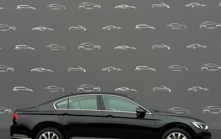 Volkswagen Passat B8 рестайлинг, 2019 год, 2 465 200 рублей, 13 фотография