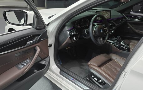 BMW 5 серия, 2022 год, 5 180 000 рублей, 13 фотография