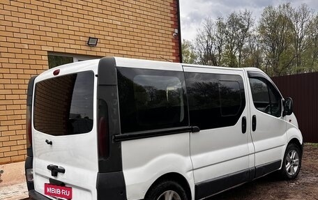 Renault Trafic, 2005 год, 820 000 рублей, 4 фотография