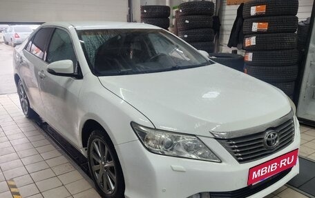 Toyota Camry, 2012 год, 1 150 000 рублей, 2 фотография