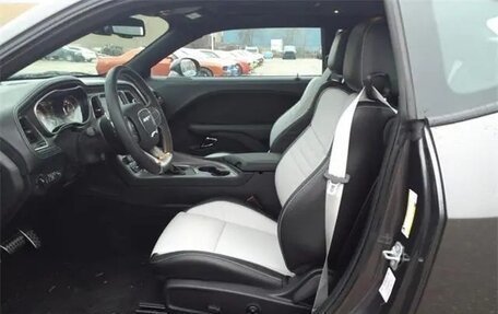 Dodge Challenger III рестайлинг 2, 2023 год, 13 900 000 рублей, 11 фотография