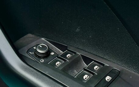 Volkswagen T-Cross I, 2021 год, 1 899 999 рублей, 13 фотография