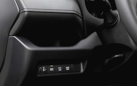 Toyota RAV4, 2025 год, 4 550 000 рублей, 17 фотография