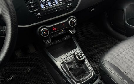 KIA Rio IV, 2017 год, 860 000 рублей, 14 фотография