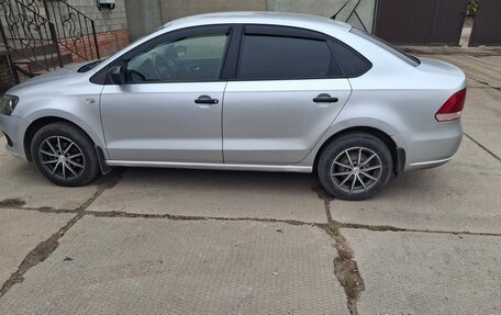 Volkswagen Polo VI (EU Market), 2012 год, 700 000 рублей, 1 фотография
