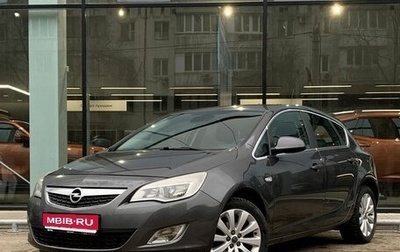 Opel Astra J, 2010 год, 670 000 рублей, 1 фотография