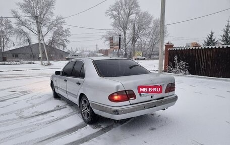 Mercedes-Benz E-Класс, 1999 год, 320 000 рублей, 3 фотография
