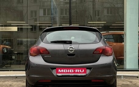 Opel Astra J, 2010 год, 670 000 рублей, 6 фотография