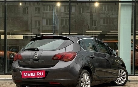 Opel Astra J, 2010 год, 670 000 рублей, 5 фотография