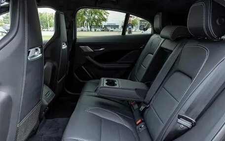 Jaguar I-Pace I, 2024 год, 10 600 000 рублей, 5 фотография