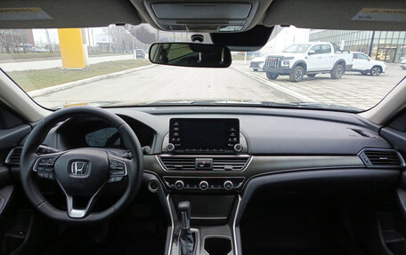 Honda Accord IX рестайлинг, 2018 год, 2 090 000 рублей, 14 фотография