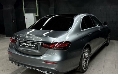 Mercedes-Benz E-Класс, 2022 год, 5 100 000 рублей, 6 фотография