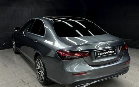 Mercedes-Benz E-Класс, 2022 год, 5 100 000 рублей, 4 фотография