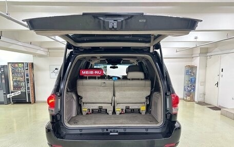 Toyota Sequoia II рестайлинг, 2005 год, 1 850 000 рублей, 7 фотография