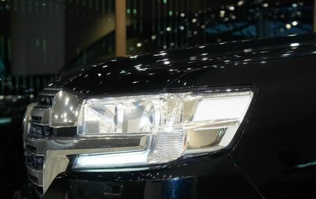 Toyota Land Cruiser 200, 2016 год, 4 420 000 рублей, 8 фотография