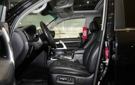 Toyota Land Cruiser 200, 2016 год, 4 420 000 рублей, 17 фотография