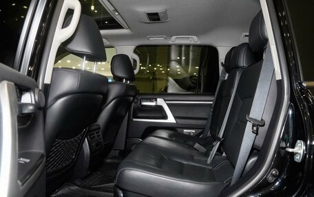 Toyota Land Cruiser 200, 2016 год, 4 420 000 рублей, 27 фотография