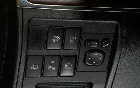 Toyota Land Cruiser 200, 2016 год, 4 420 000 рублей, 36 фотография