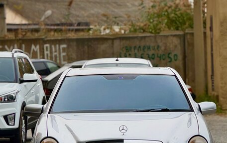 Mercedes-Benz E-Класс, 2001 год, 1 170 000 рублей, 1 фотография