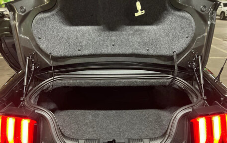 Ford Mustang VI рестайлинг, 2019 год, 3 850 000 рублей, 17 фотография