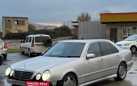Mercedes-Benz E-Класс, 2001 год, 1 170 000 рублей, 3 фотография