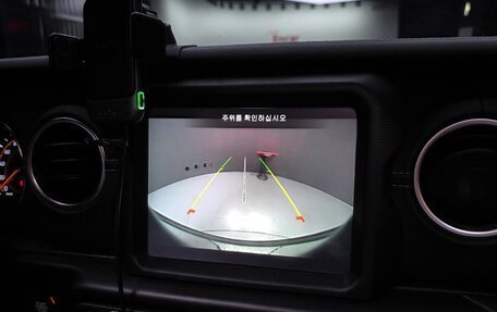 Jeep Wrangler, 2021 год, 4 740 000 рублей, 21 фотография