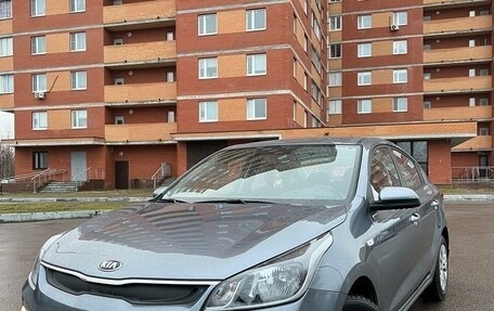 KIA Rio IV, 2017 год, 1 400 000 рублей, 2 фотография