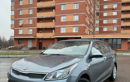 KIA Rio IV, 2017 год, 1 400 000 рублей, 4 фотография