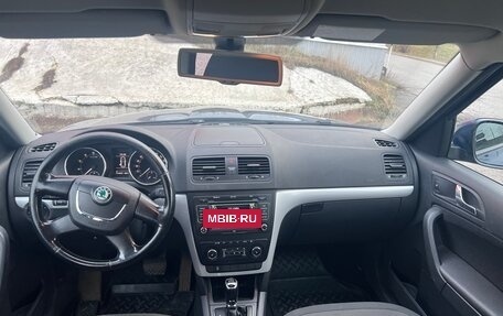 Skoda Yeti I рестайлинг, 2013 год, 750 000 рублей, 11 фотография