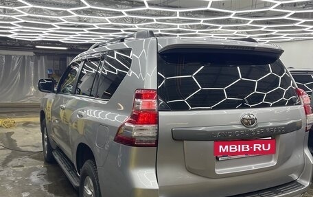 Toyota Land Cruiser Prado 150 рестайлинг 2, 2014 год, 3 450 000 рублей, 4 фотография