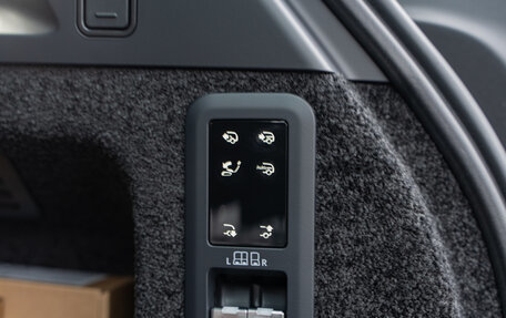 Land Rover Range Rover IV рестайлинг, 2025 год, 27 500 000 рублей, 30 фотография