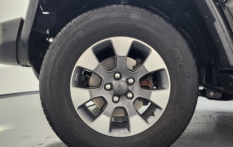 Jeep Wrangler, 2021 год, 4 750 000 рублей, 15 фотография