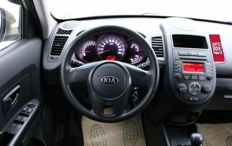 KIA Soul I рестайлинг, 2012 год, 900 000 рублей, 17 фотография