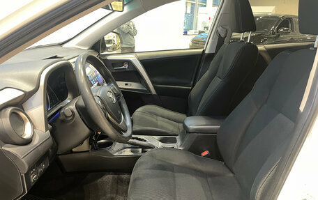 Toyota RAV4, 2013 год, 1 690 000 рублей, 9 фотография