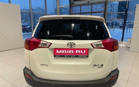 Toyota RAV4, 2013 год, 1 690 000 рублей, 4 фотография