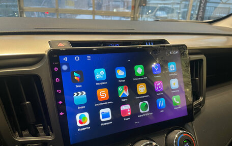 Toyota RAV4, 2013 год, 1 690 000 рублей, 16 фотография