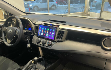 Toyota RAV4, 2013 год, 1 690 000 рублей, 24 фотография