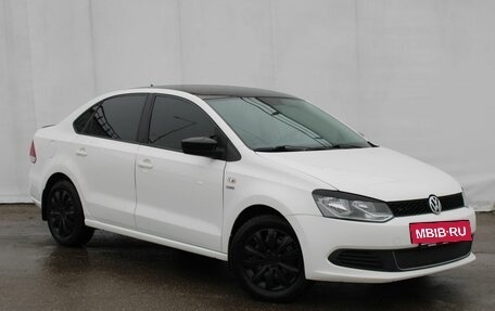 Volkswagen Polo VI (EU Market), 2013 год, 790 000 рублей, 4 фотография