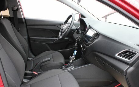 Hyundai Solaris II рестайлинг, 2018 год, 1 300 000 рублей, 13 фотография