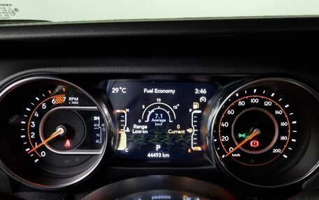 Jeep Wrangler, 2021 год, 4 800 000 рублей, 14 фотография