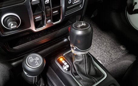 Jeep Wrangler, 2021 год, 4 800 000 рублей, 15 фотография