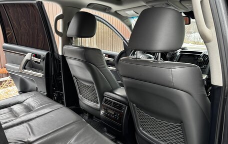 Toyota Land Cruiser 200, 2010 год, 3 300 000 рублей, 10 фотография