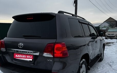 Toyota Land Cruiser 200, 2010 год, 3 300 000 рублей, 7 фотография