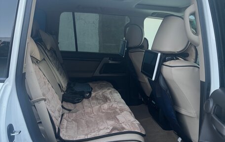 Toyota Land Cruiser 200, 2010 год, 4 050 000 рублей, 8 фотография