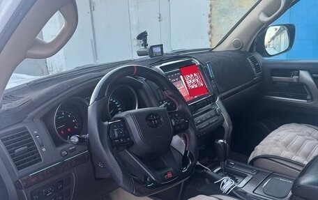 Toyota Land Cruiser 200, 2010 год, 4 050 000 рублей, 10 фотография