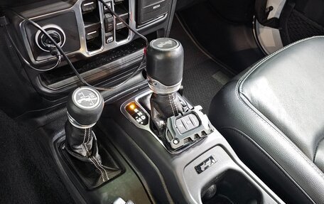 Jeep Wrangler, 2021 год, 5 060 000 рублей, 11 фотография