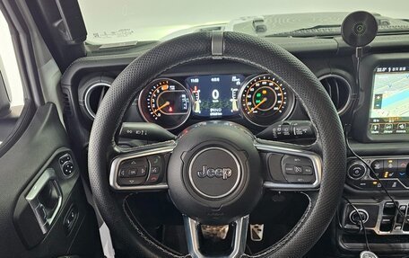 Jeep Wrangler, 2021 год, 5 060 000 рублей, 15 фотография